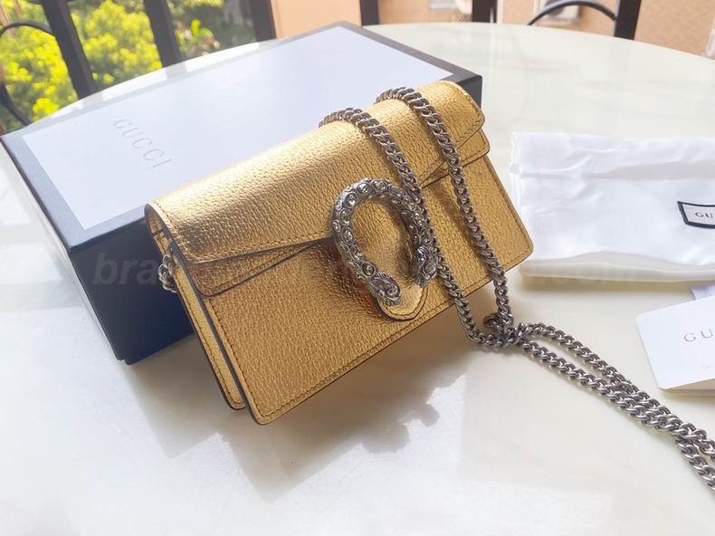 Gucci Handbags 301